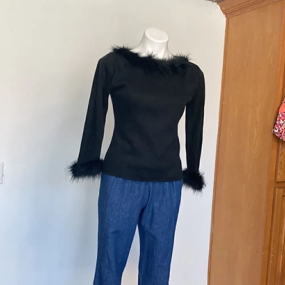 Mandee vintage top    - Picture 4 of 14